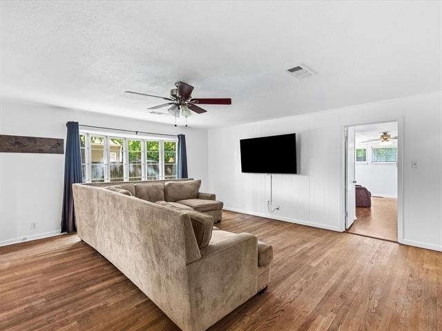 108 N Baker Street - Photo 8