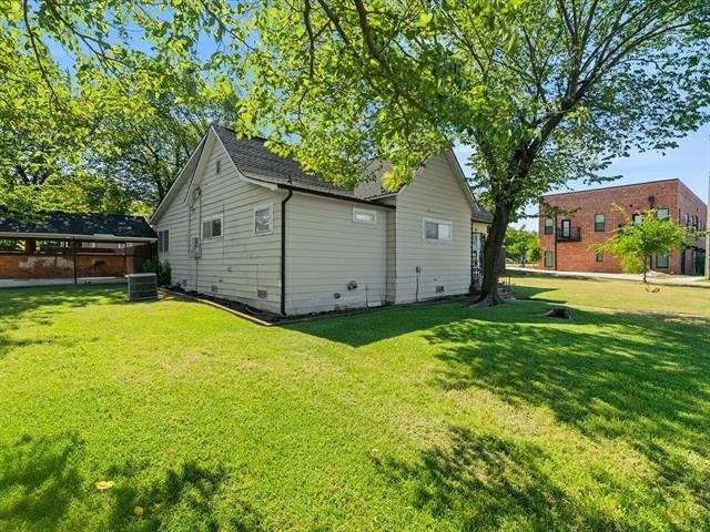 108 N Baker Street - Photo 2