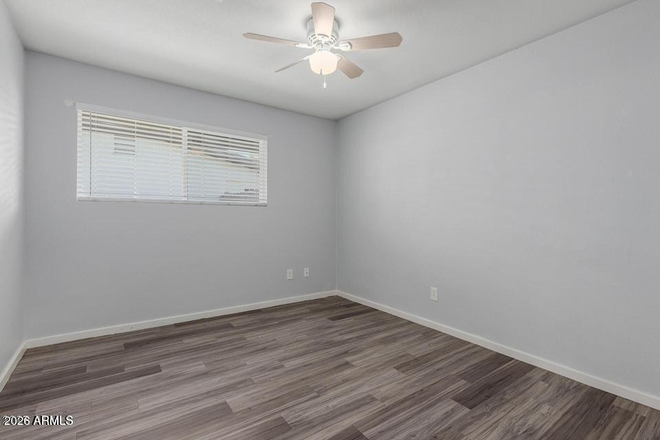 1222 W 4th Street - Photo 2