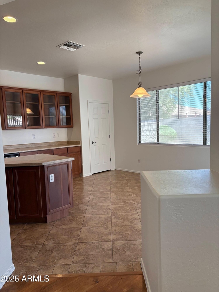 8783 W State Avenue - Photo 2