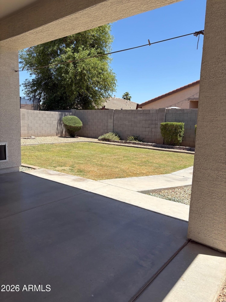 8783 W State Avenue - Photo 17