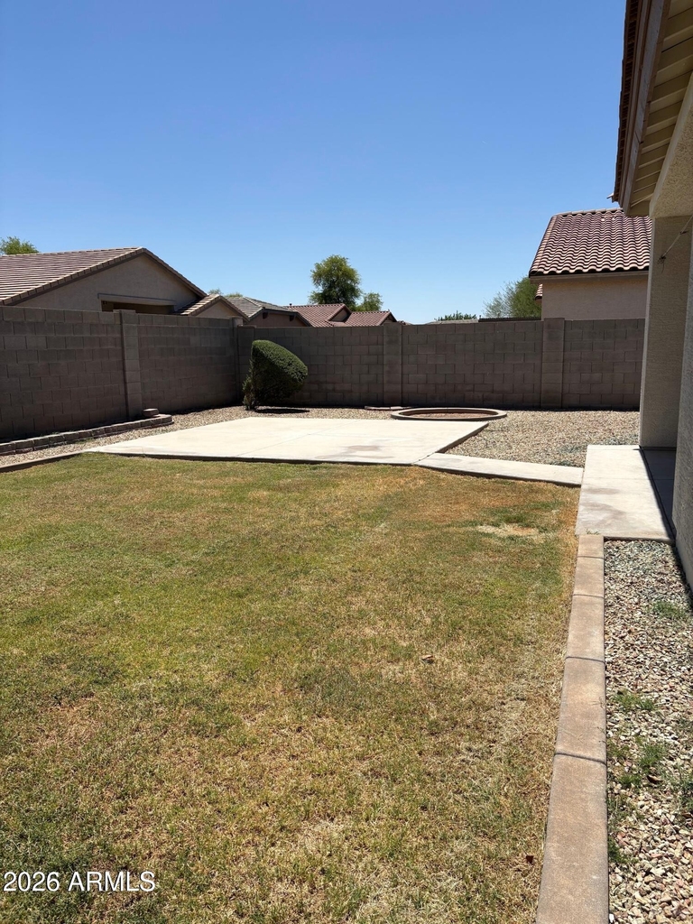 8783 W State Avenue - Photo 18