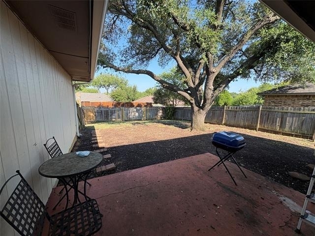 2000 Azalea Street - Photo 11