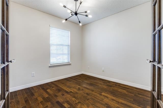 2112 Royal Acres Trail - Photo 2