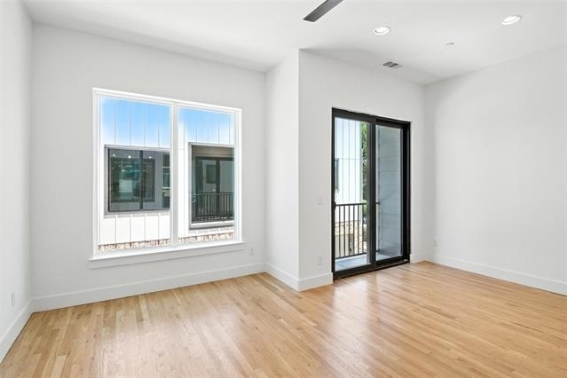 5837 Oram Street - Photo 2