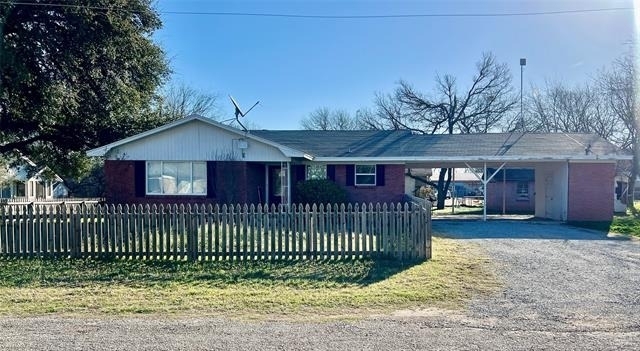 216 Woodlawn Avenue - Photo 1