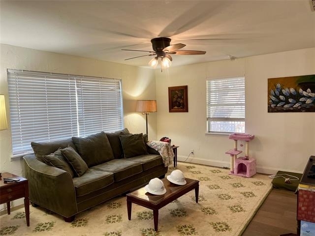 216 Woodlawn Avenue - Photo 9