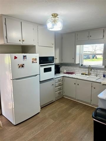 216 Woodlawn Avenue - Photo 6