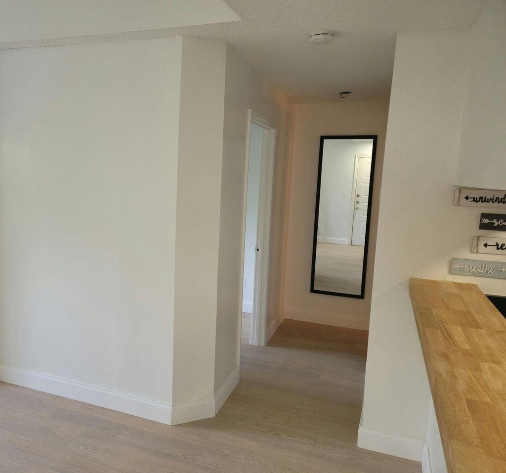 2313 N Congress Avenue - Photo 12