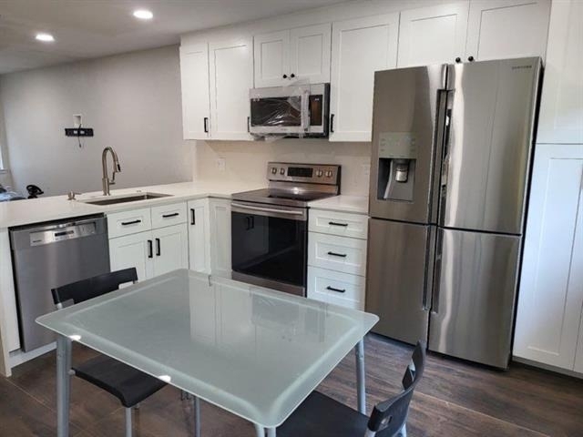724 S Welch Street - Photo 1