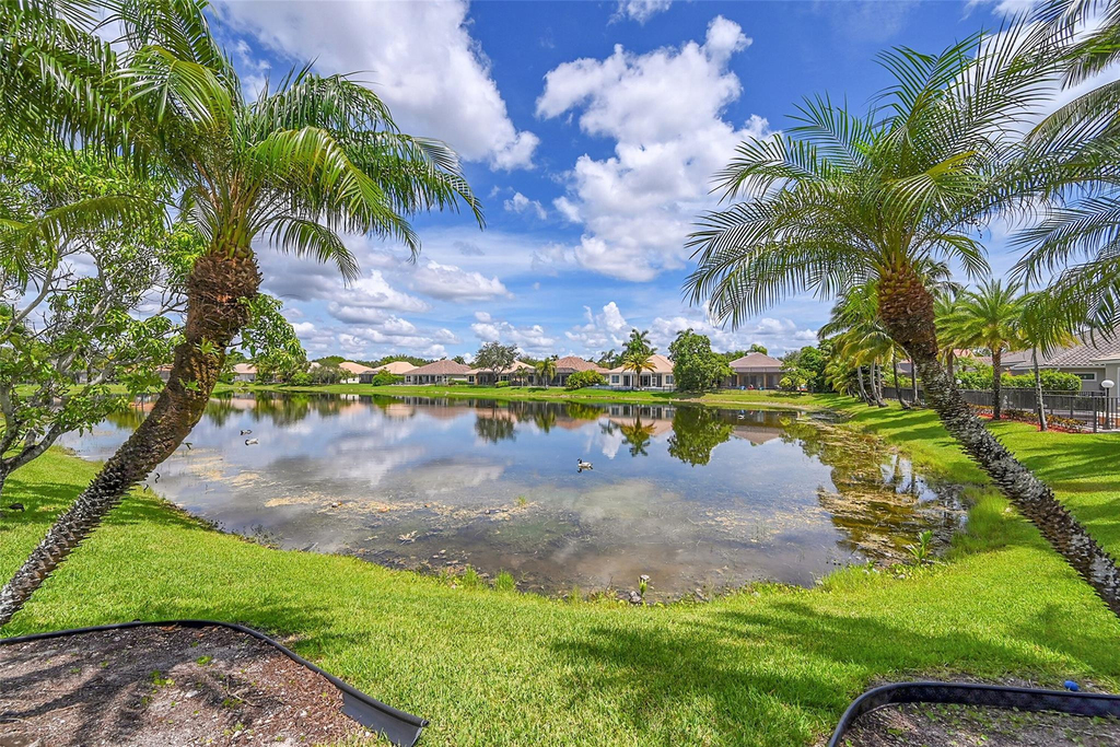 11163 Nw 69th Place - Photo 53