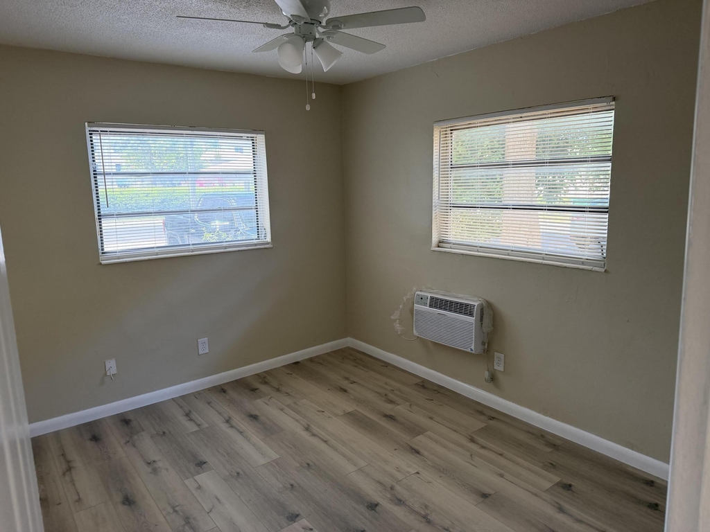 1004 Nw 2nd Street - Photo 6