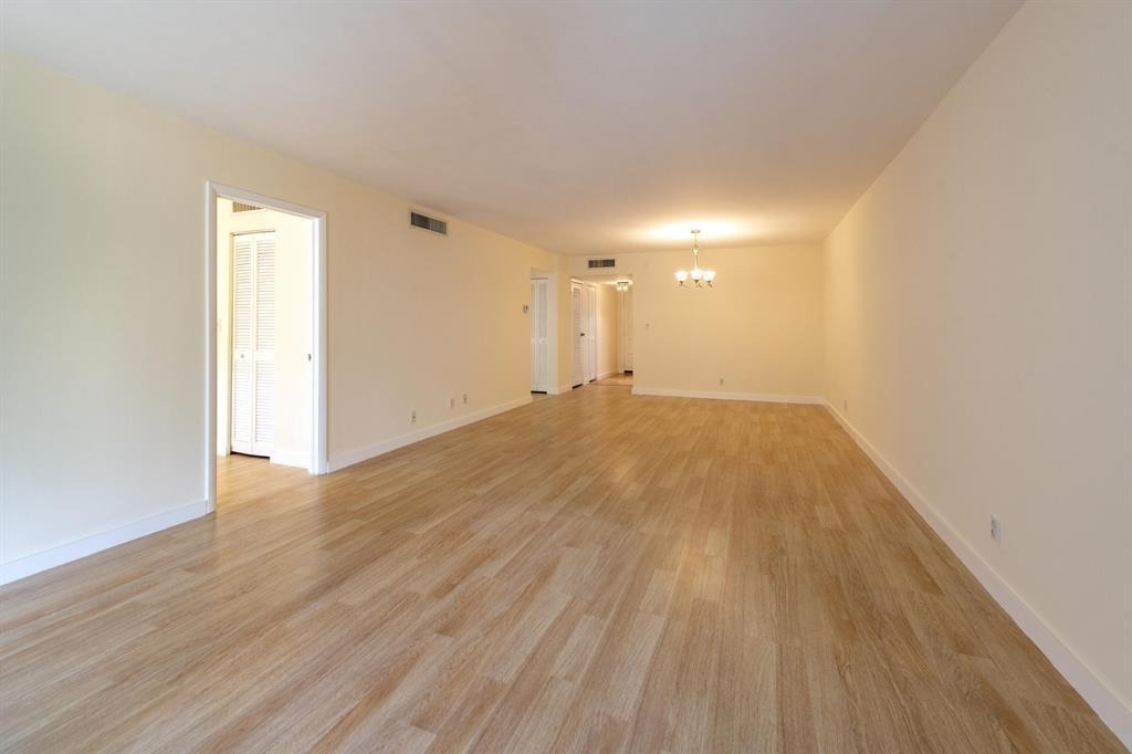 6061 N Falls Cir Drive - Photo 13
