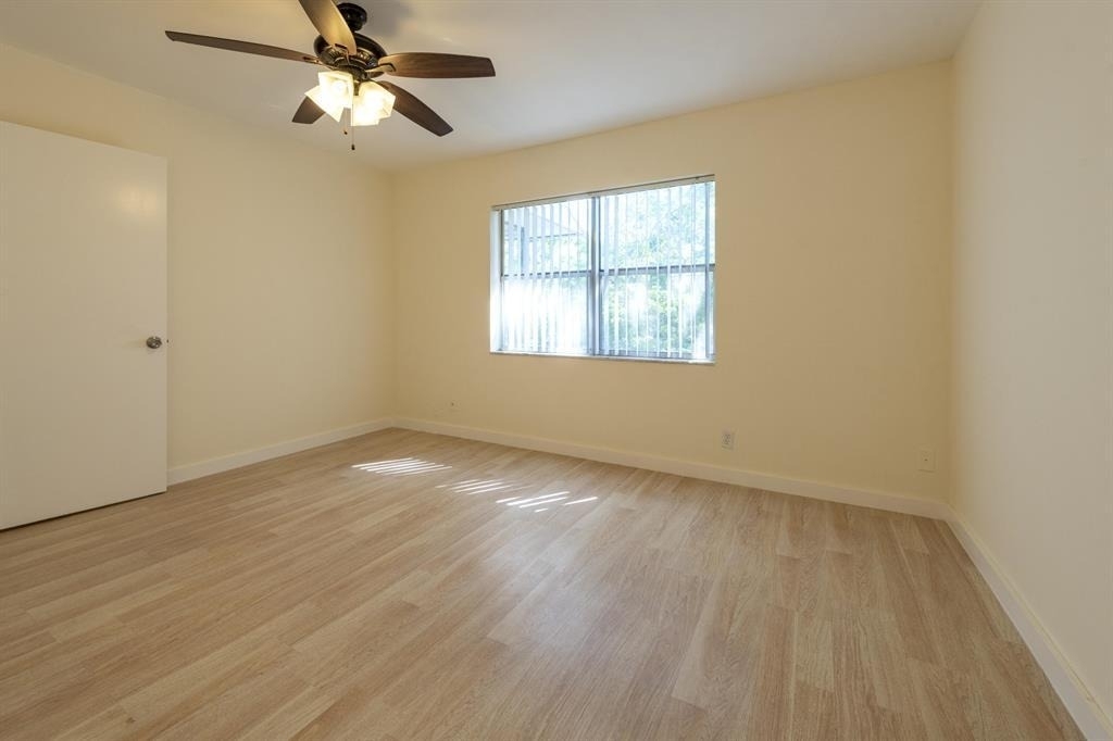 6061 N Falls Cir Drive - Photo 19