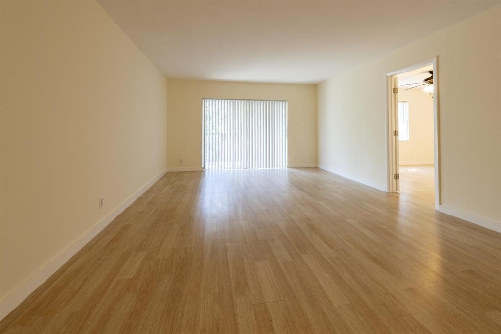 6061 N Falls Cir Drive - Photo 5