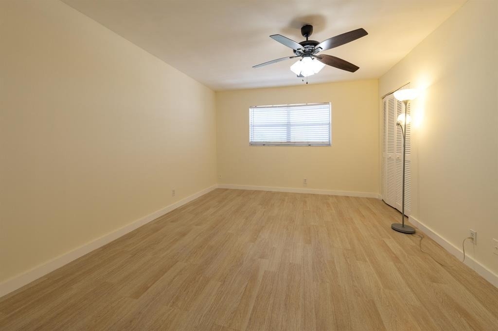 6061 N Falls Cir Drive - Photo 12