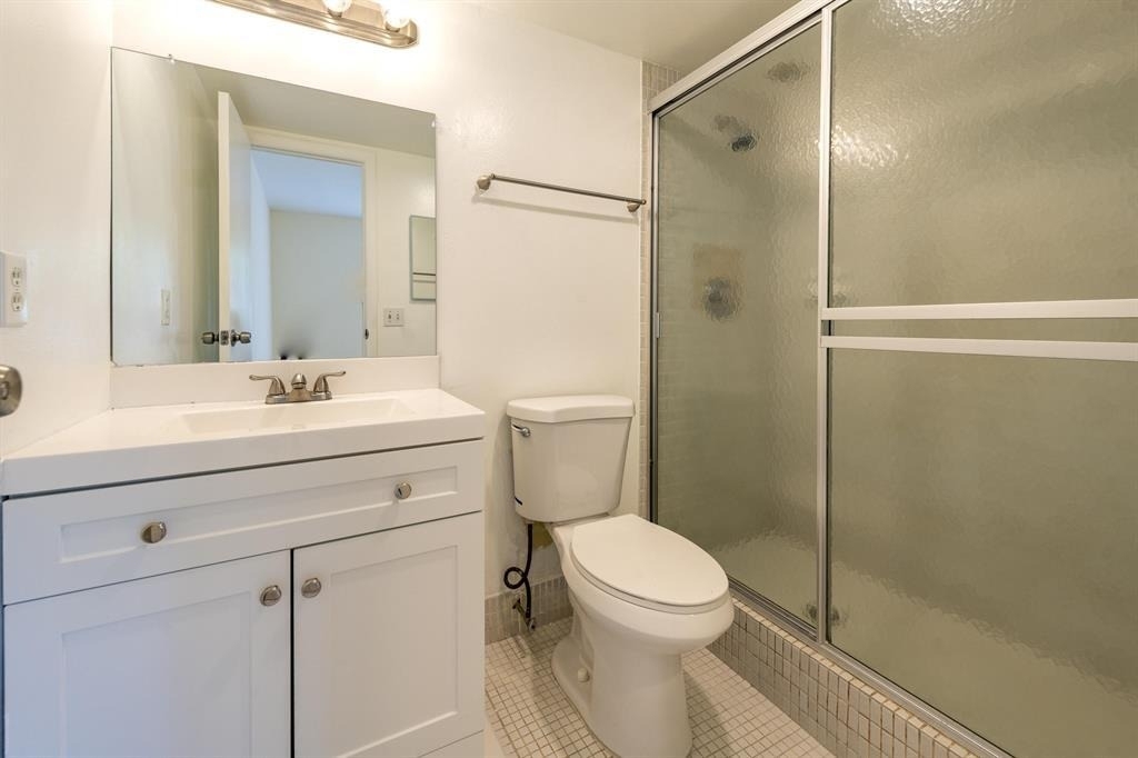 6061 N Falls Cir Drive - Photo 10