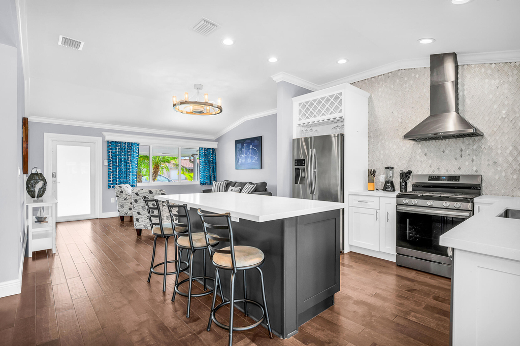 249 Se 3rd Avenue - Photo 16