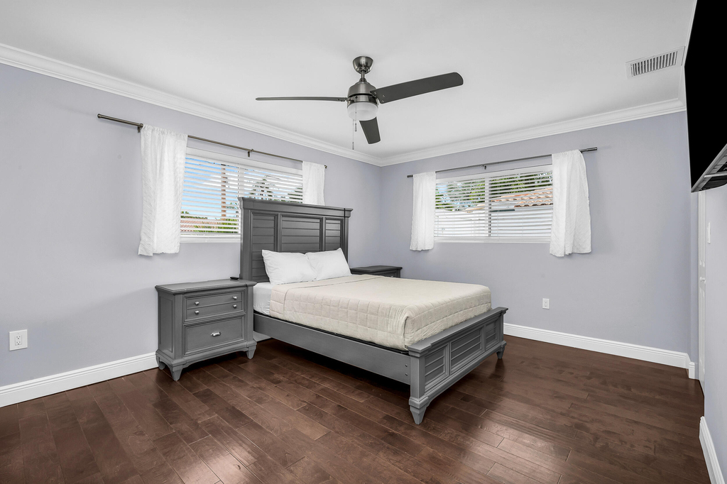 249 Se 3rd Avenue - Photo 1