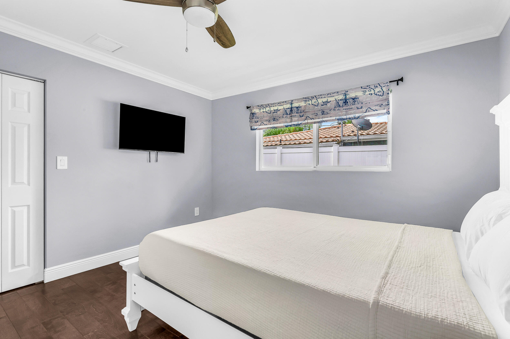 249 Se 3rd Avenue - Photo 6