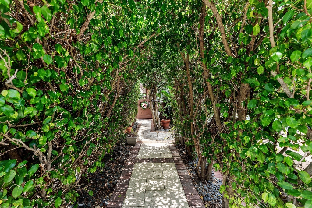 232 Australian Avenue - Photo 1