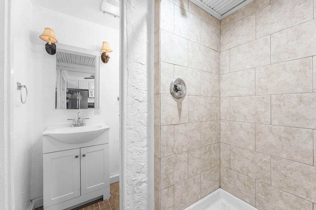 232 Australian Avenue - Photo 11