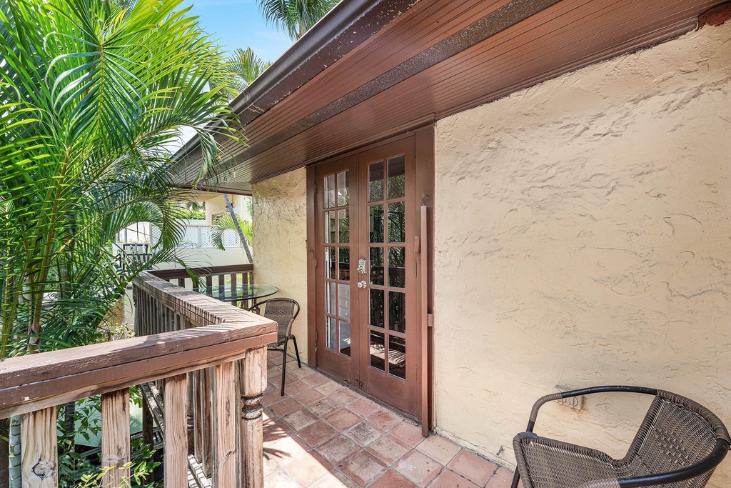 232 Australian Avenue - Photo 9