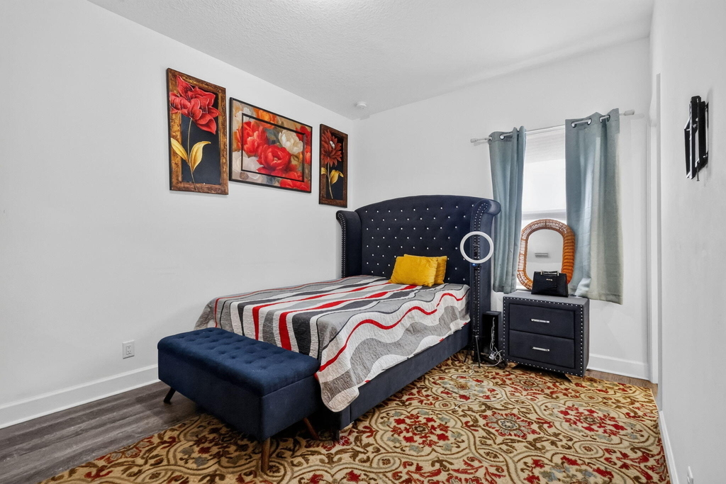 609 N F Street N - Photo 18
