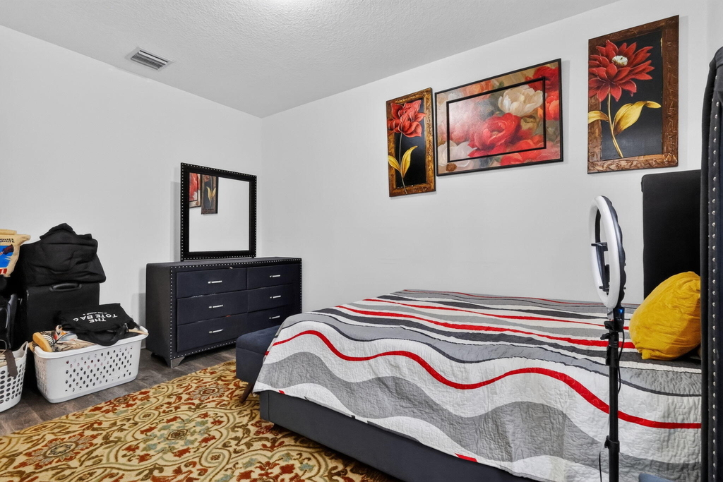 609 N F Street N - Photo 20