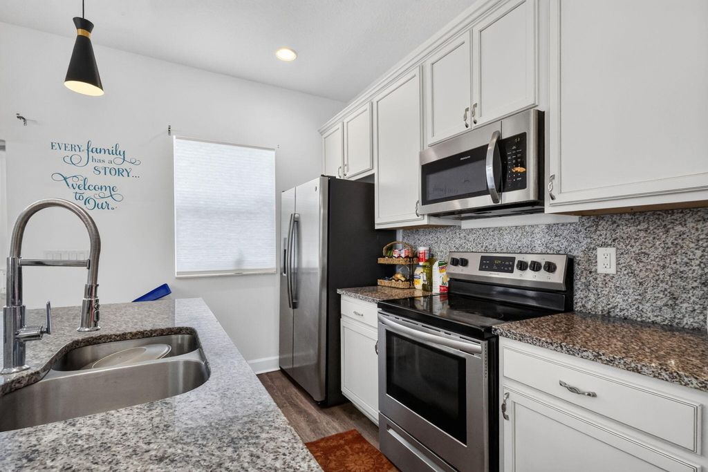 609 N F Street N - Photo 8