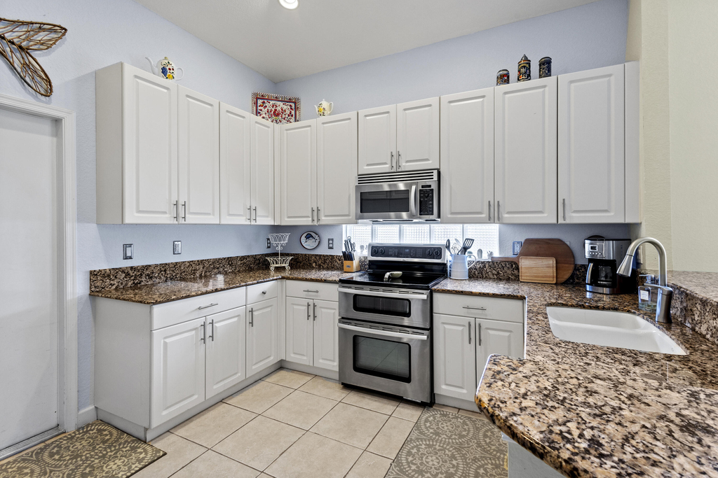7085 Se Cricket Court - Photo 1