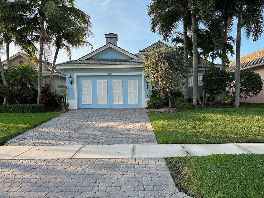10685 La Strada - Photo 1