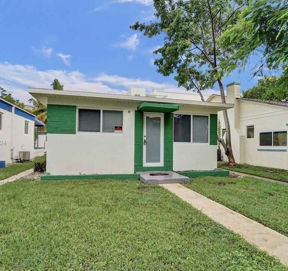 1853 Madison Street - Photo 0