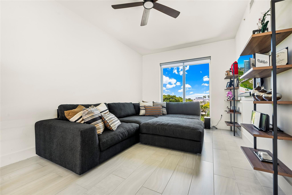 2000 Metropica Way - Photo 6