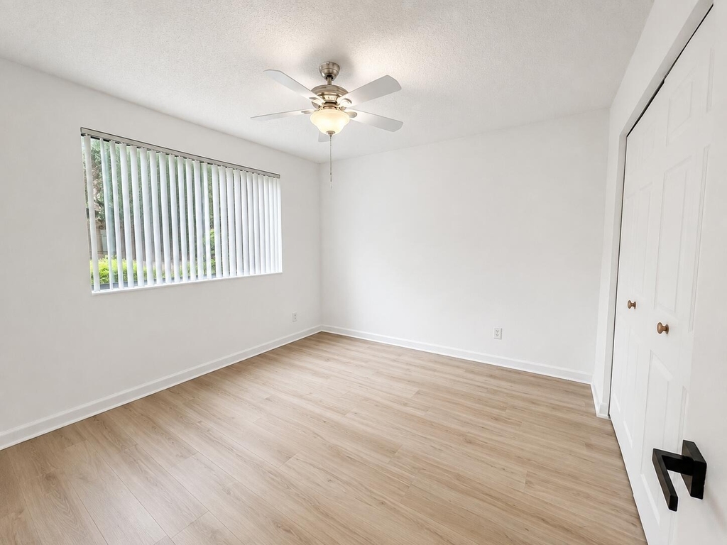 9150 W Atlantic Boulevard - Photo 23