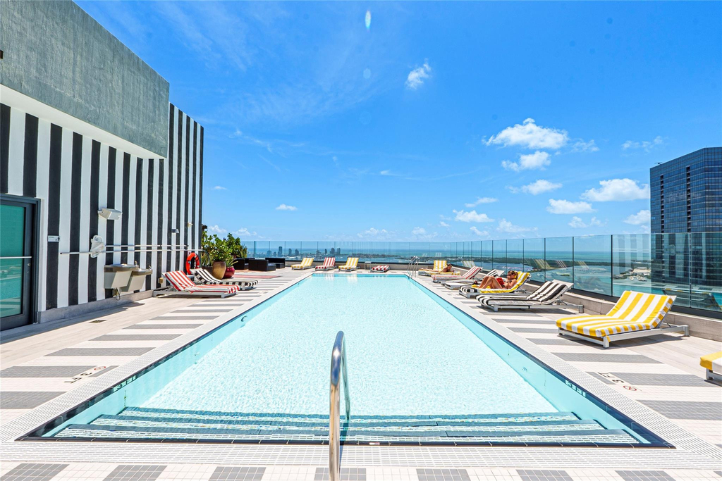 1300 S Miami Avenue - Photo 10