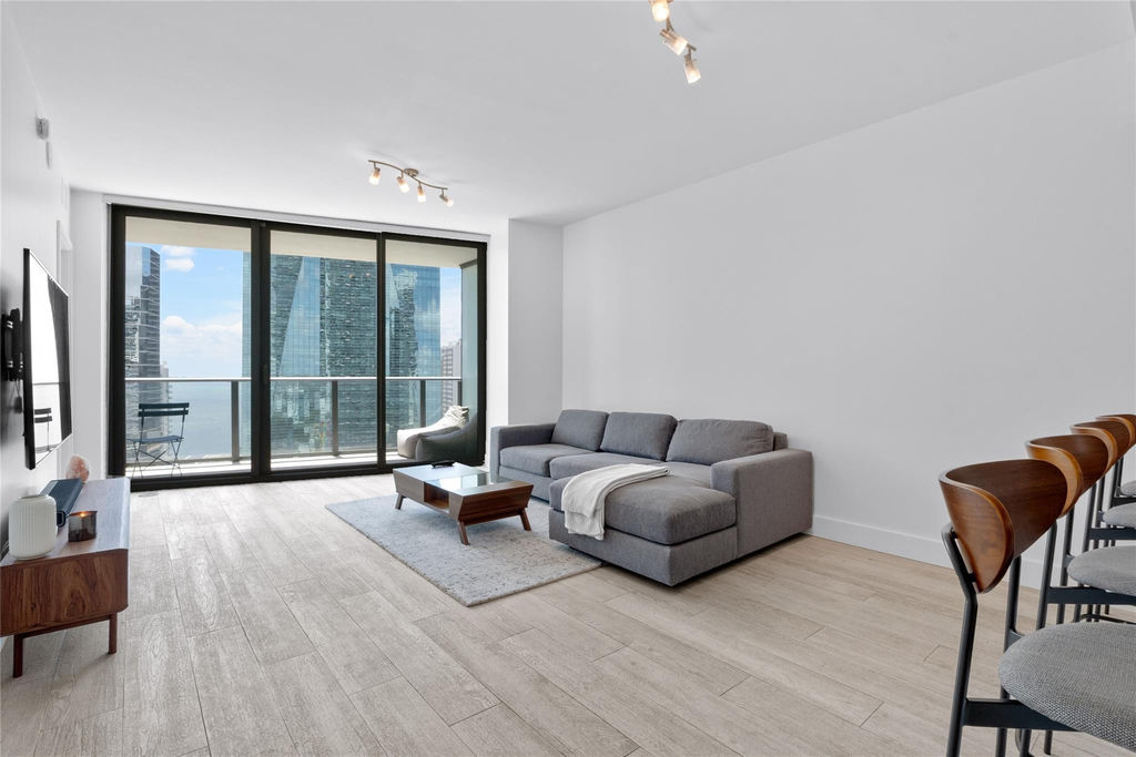 1300 S Miami Avenue - Photo 6