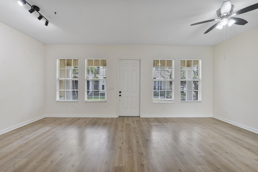 8332 Nw 7th Court - Photo 7