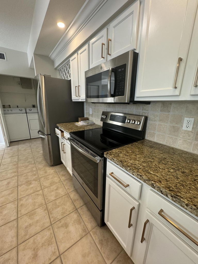 225 Murcia Drive - Photo 2