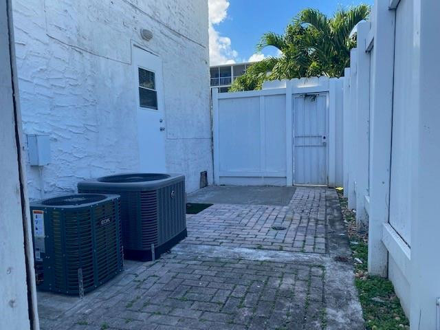110 Ne 16th Terrace - Photo 15