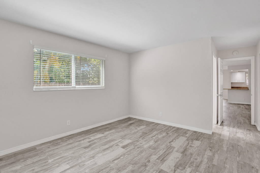 115 Sw 1st Avenue - Photo 18