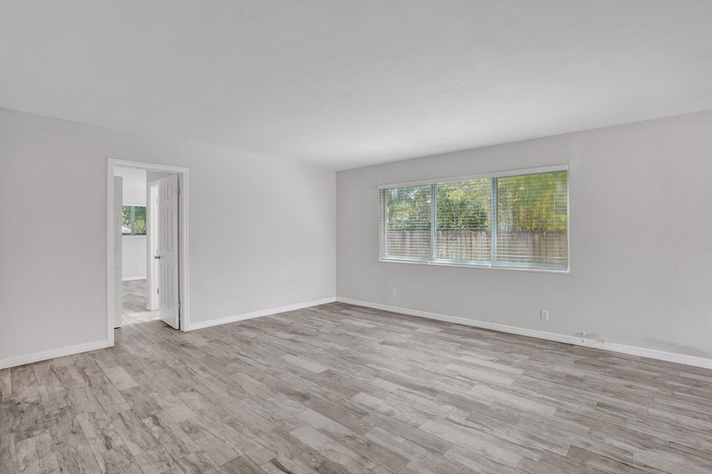 115 Sw 1st Avenue - Photo 0