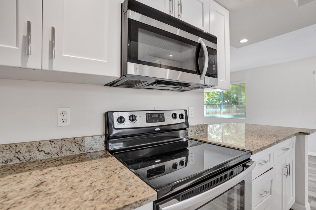 115 Sw 1st Avenue - Photo 10