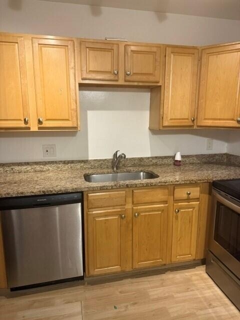 3288 Nw 104th Avenue - Photo 2