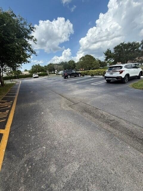 3288 Nw 104th Avenue - Photo 13