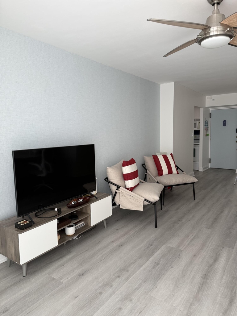 111 Briny Avenue - Photo 11