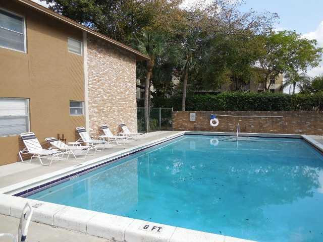 8393 Royal Palm Boulevard - Photo 23