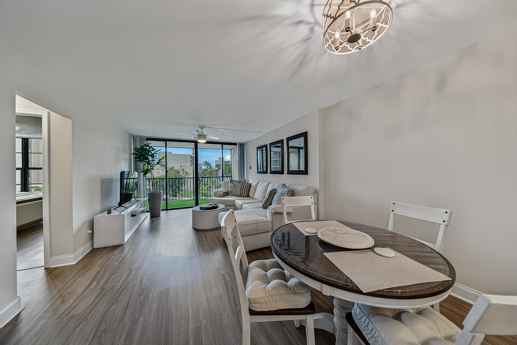4 Royal Palm Way - Photo 13