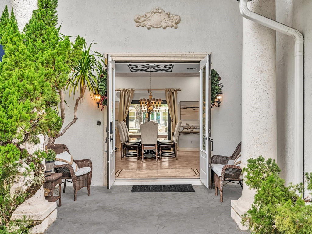 749 Sw 2nd Street - Photo 2