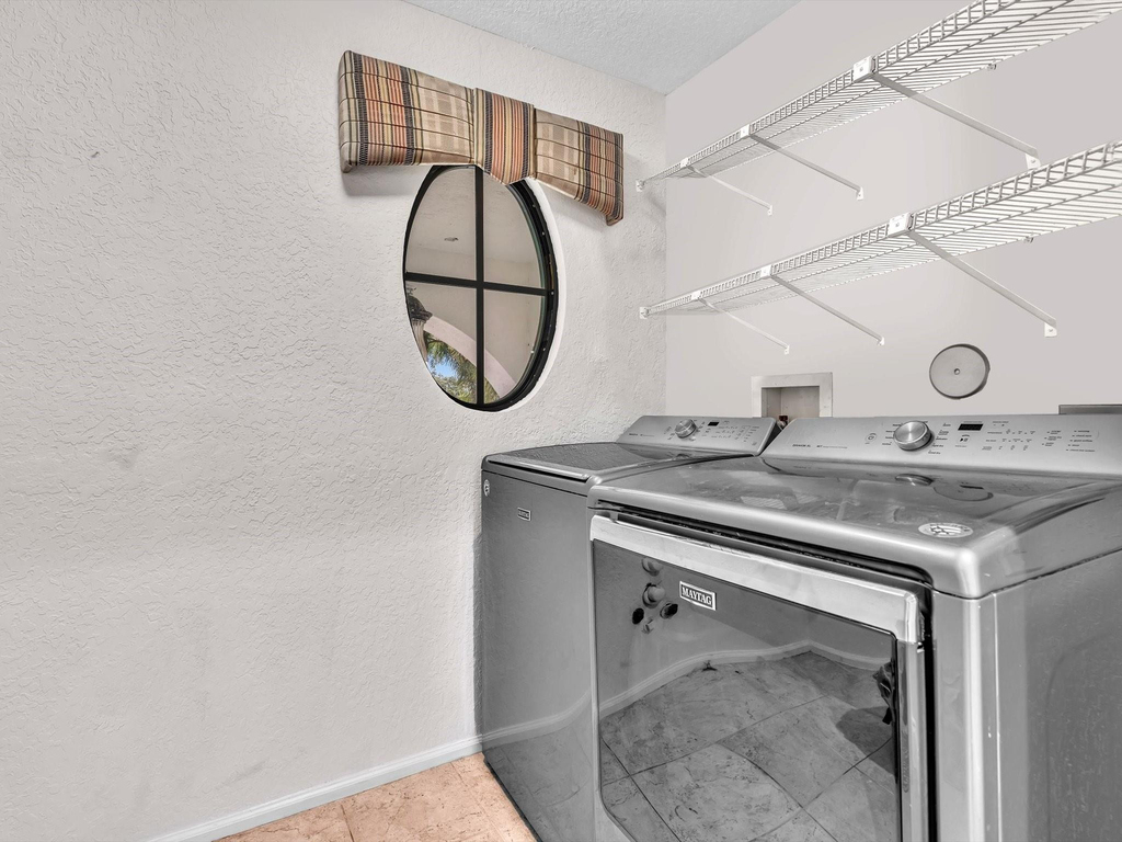 749 Sw 2nd Street - Photo 37